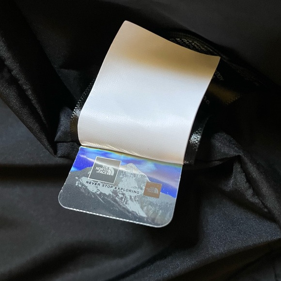 The North Face Men’s Karakoram DryVent Waterproof Jacket - Picture 10 of 10